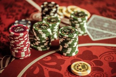 koin404 platform interface showing sportsbook, live casino, and slot games